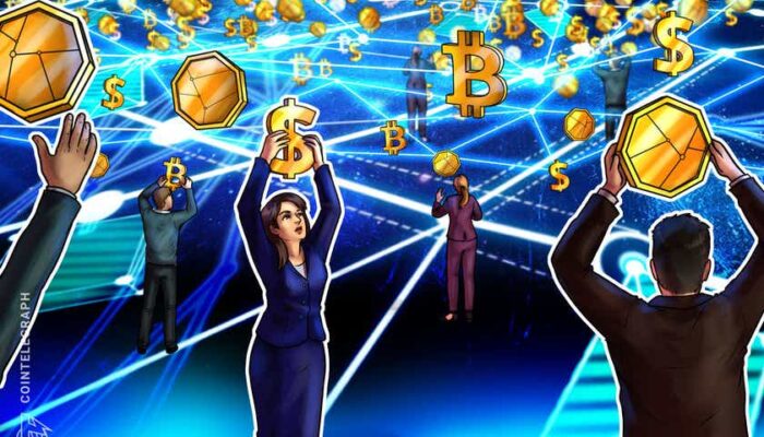 Altcoin Roundup: 3 signs that show crypto mass adoption is underway