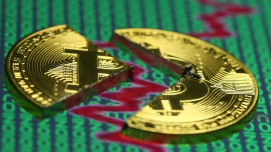 Bitcoin plunges below $57k level amid a stagflationary feel in the U.S 17