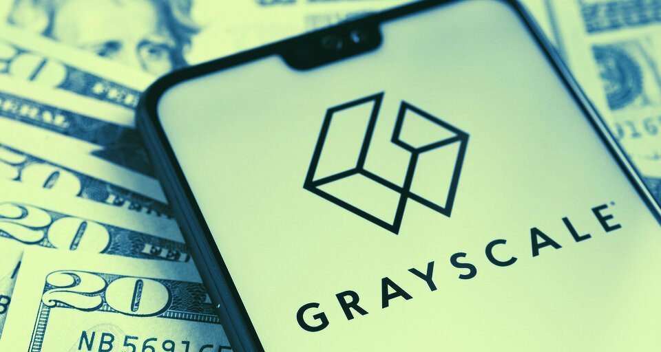 Grayscale Smart Contract Platform holds Cardano & Solana significantly 12