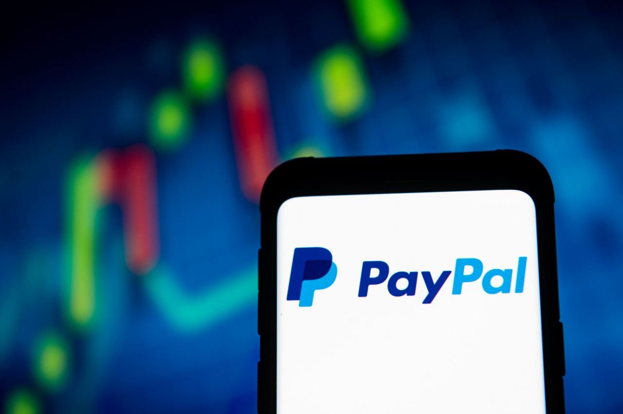 PayPal was planning to launch PYUSD stablecoin with bankrupt firm FTX 16