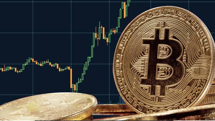 Bitcoin hits $37,000 despite US SEC intends to stop Bitcoin ETF launch: What is the next move? 8