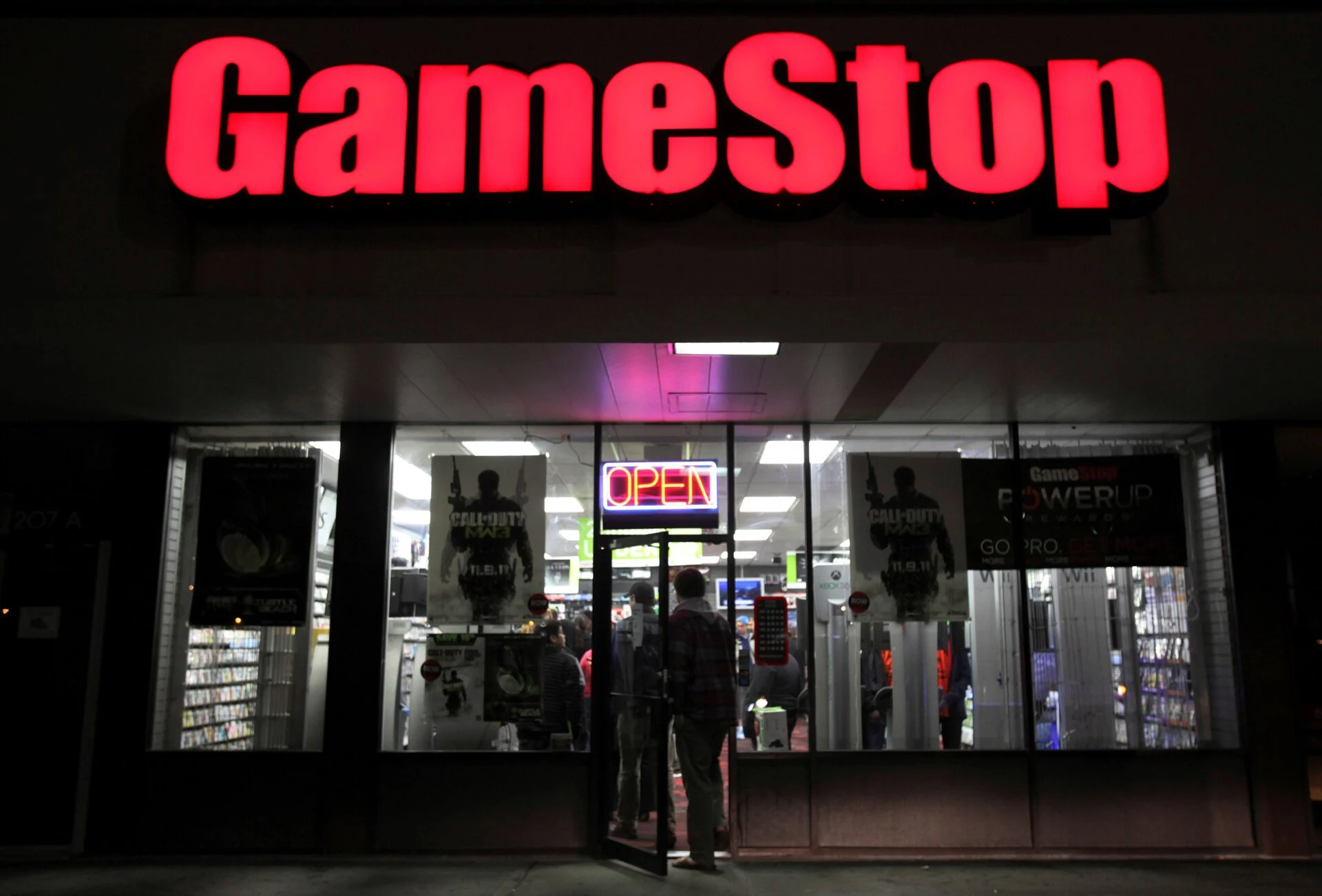 gamestop-buying-bitcoin